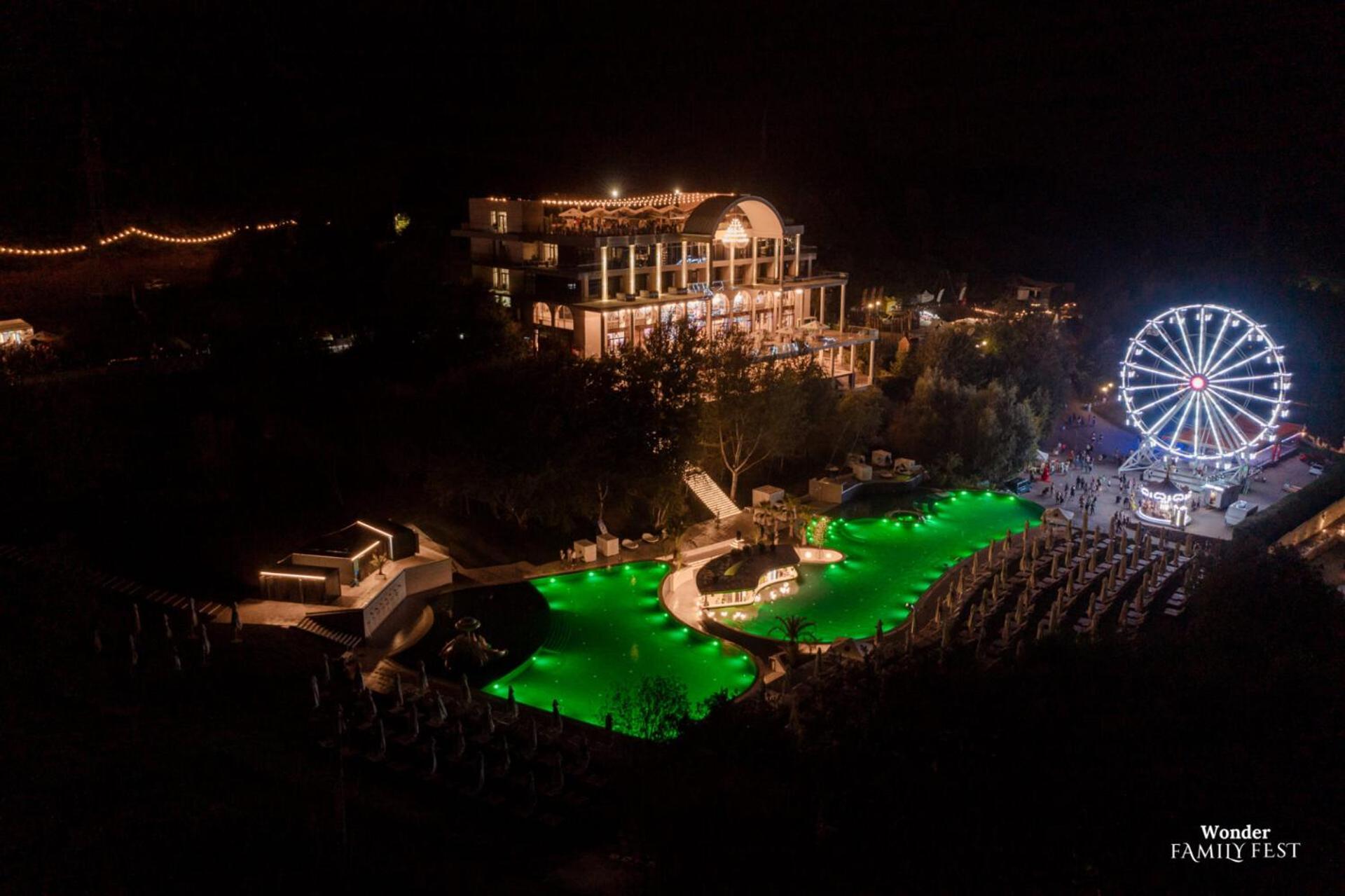 Wonderland Cluj Resort Feleacu エクステリア 写真