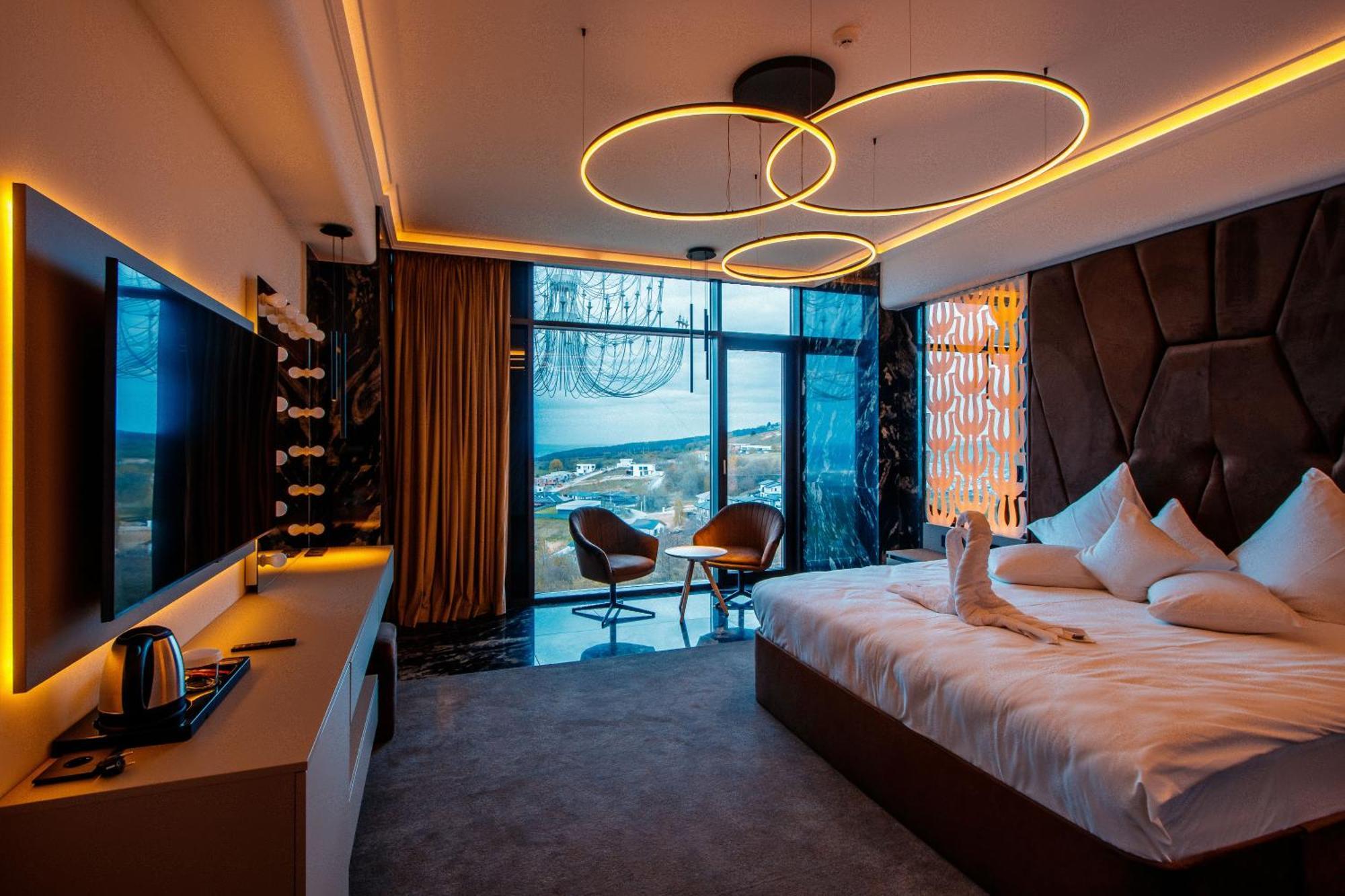 Wonderland Cluj Resort Feleacu エクステリア 写真